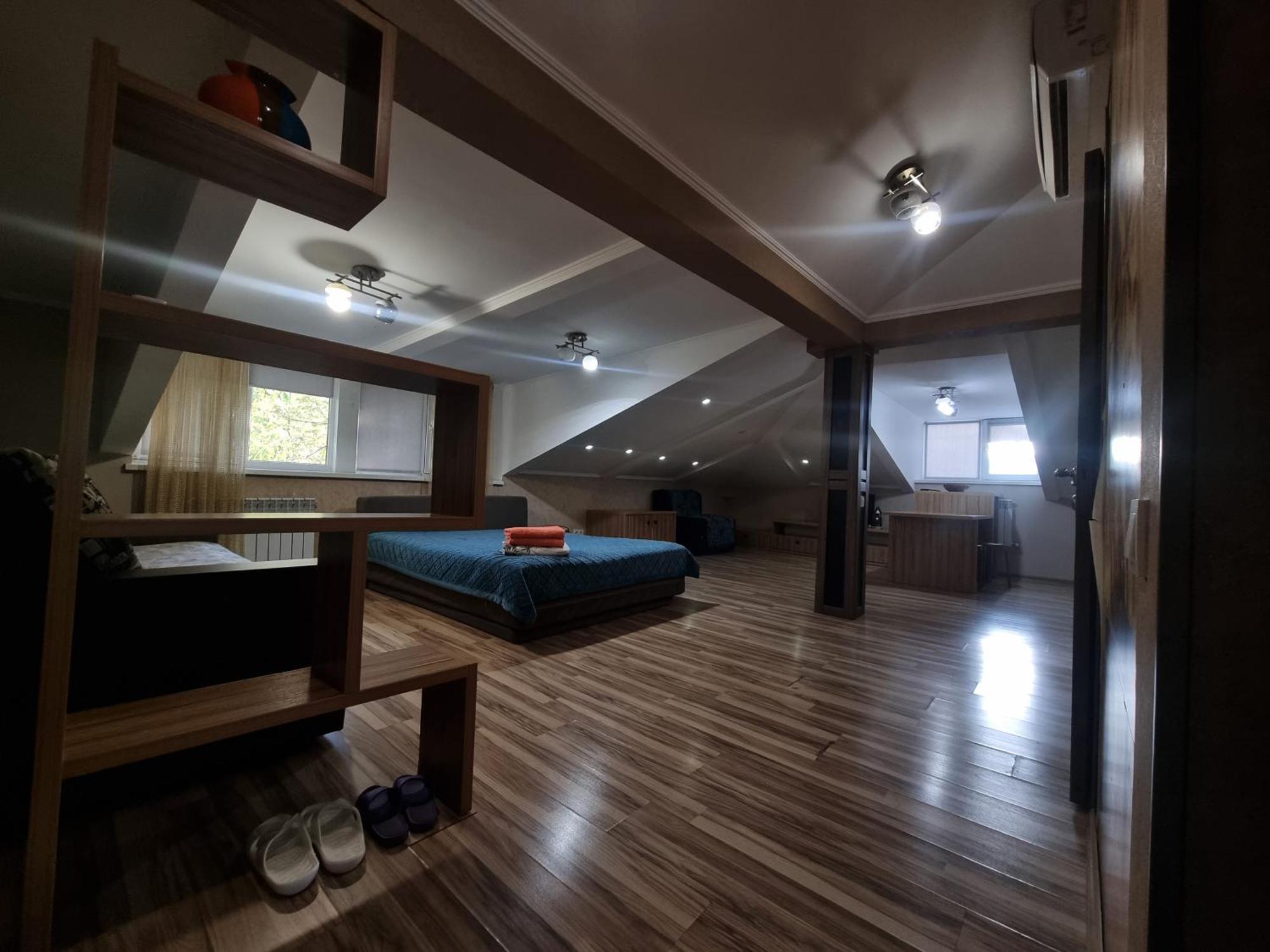 Apartments On Mustafa Ozturk Алма Ата Екстериор снимка