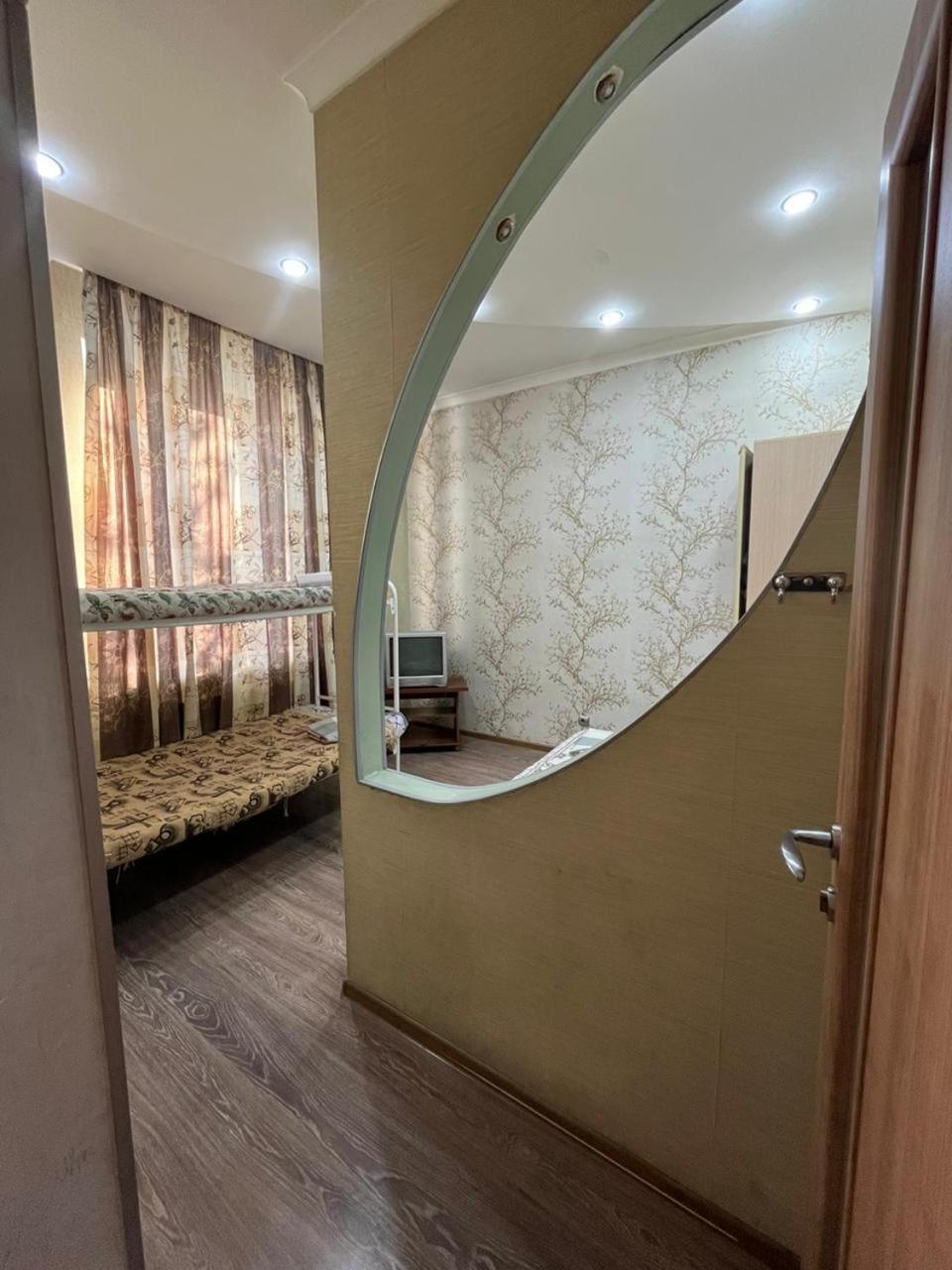 Apartments On Mustafa Ozturk Алма Ата Стая снимка